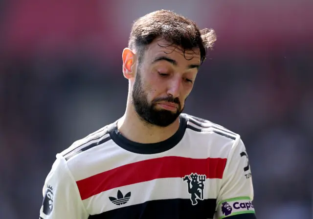 Bruno Fernandes of Manchester United reacts