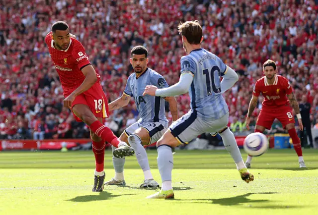 Cody Gakpo of Liverpool scores