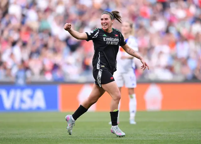 Mariona Caldentey celebrates a goal