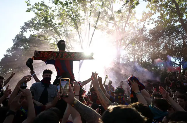 Barcelona fans