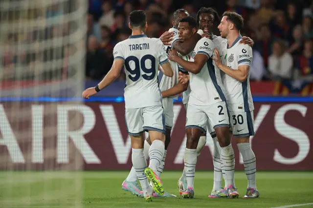 Denzel Dumfries of FC Internazionale celebrates