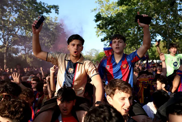 Barcelona fans
