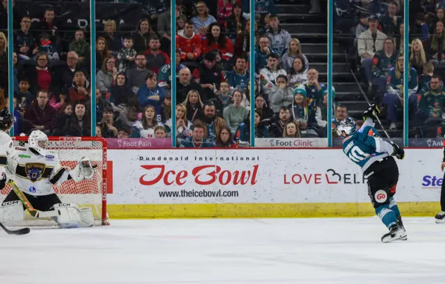 Scott Conway fires the Belfast Giants in front