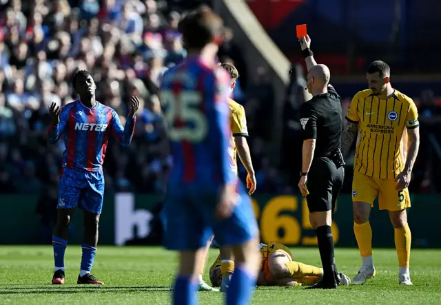 Eddie Nketiah sent off
