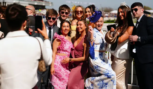Racegoers