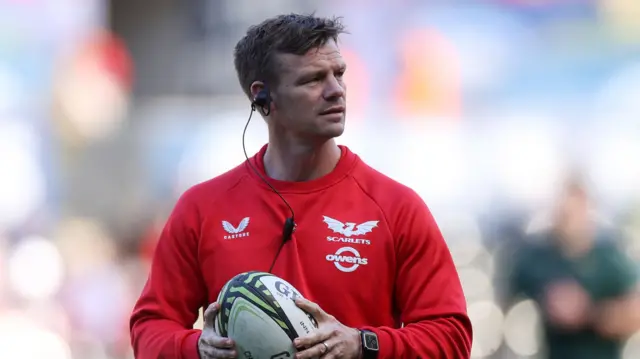 Scarlets head coach Dwayne Peel