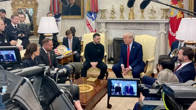 Volodymyr Zelensky and Donald Trump row