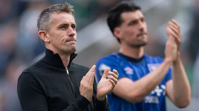 Kieran McKenna applauds Ipswich fans
