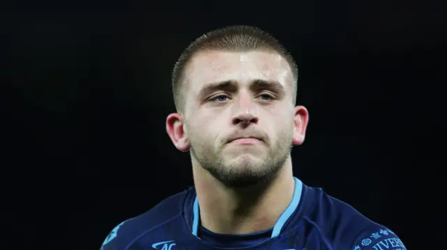 Mikey Lewis playing for Hull KR at Old Trafford