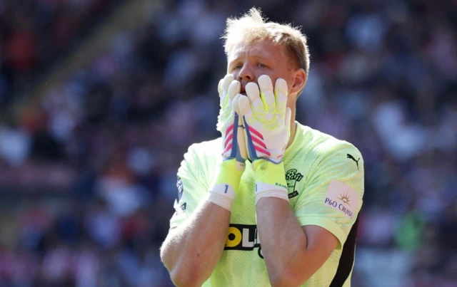 Southampton's Aaron Ramsdale reacts