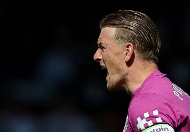 Everton's Jordan Pickford shouts
