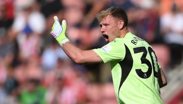 Southampton's Aaron Ramsdale reacts
