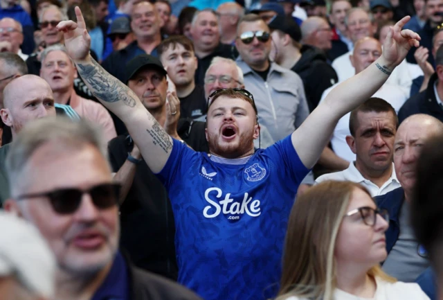 Everton fan singing