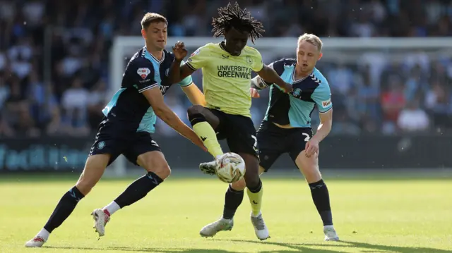 Wycombe v Charlton match action