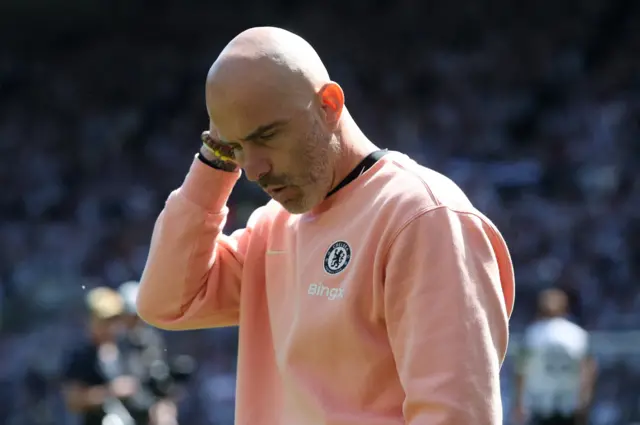 Chelsea manager Enzo Maresca reacts.