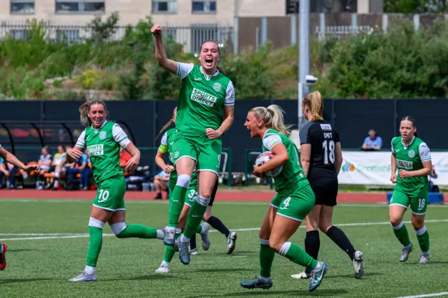 Eilidh Adams equalises for Hibs against Glasgow City