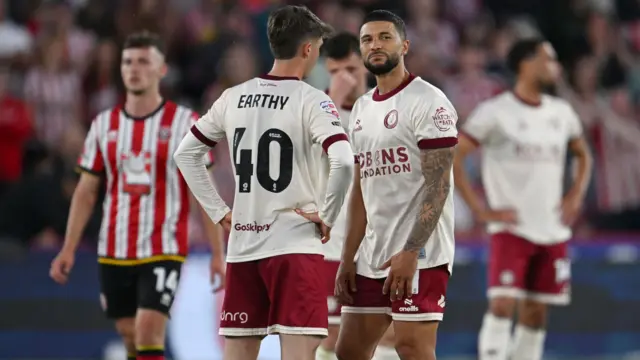 Bristol City players look dejected