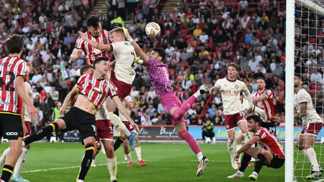 Kieffer Moore scores