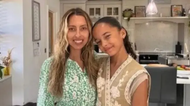 Chantella and Thailulu