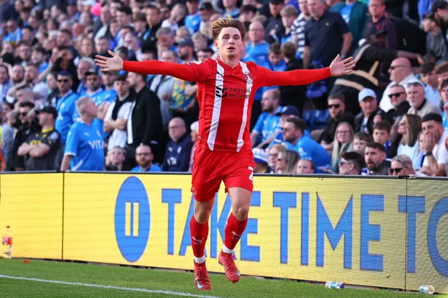Ollie O'Neill celebrates scoring for Leyton Orient