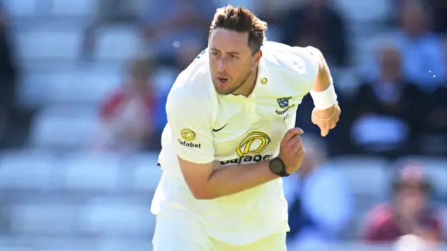 Sussex's Ollie Robinson in action against Somerset
