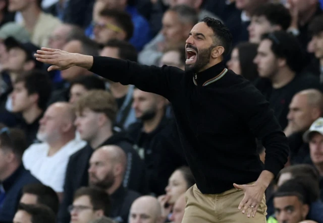 Manchester United manager Ruben Amorim reactsr