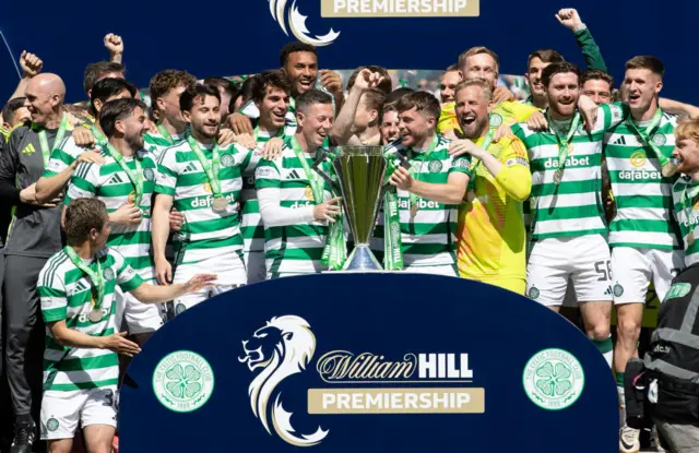 FT: Celtic 1-1 St Mirren