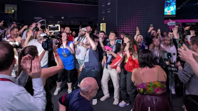Press room parties to Sweden