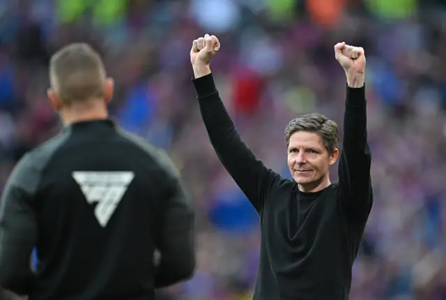 Oliver Glasner, Manager of Crystal Palace, celebrates