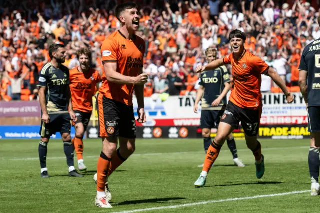Declan Gallagher's header has United ahead at Tannadice