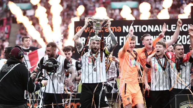 Notts lift trophy in 2023