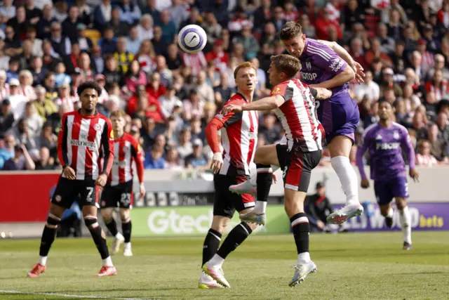 Fulham's Tom Cairney scores their second goa