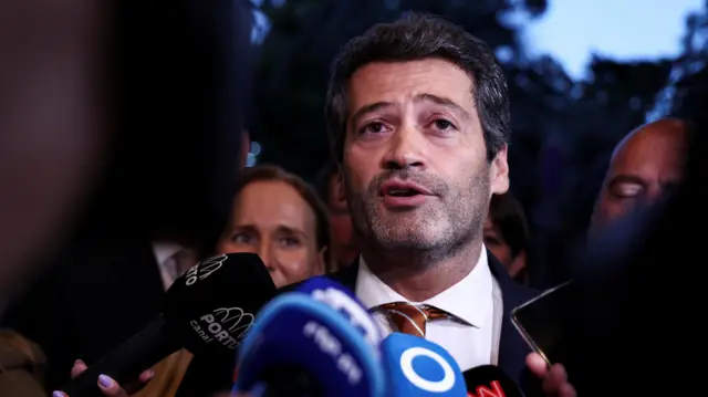 Description Andre Ventura, leader of Portugal's far-right political party Chega, speaks to the media following the exit polls of the general election in Lisbon, Portugal, May 18, 2025.