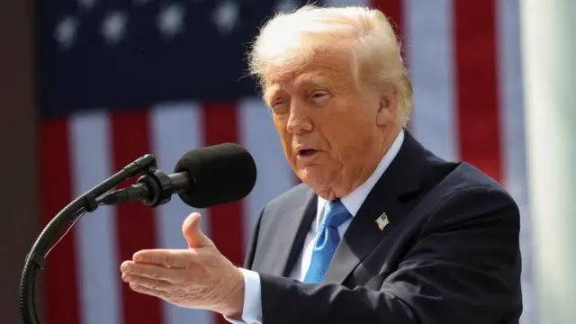 🟥 "Oro in calo sotto i 3.320 dollari: ottimismo per il cessate il fuoco tra Russia e Ucraina riduce la domanda"