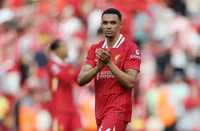 Trent Alexander-Arnold applauding