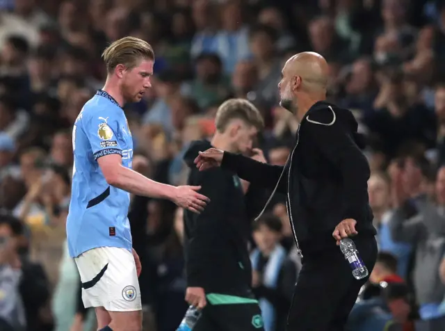 Kevin De Bruyne comes off for Man City
