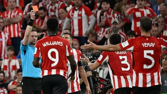 Vivian gets his marching orders against United