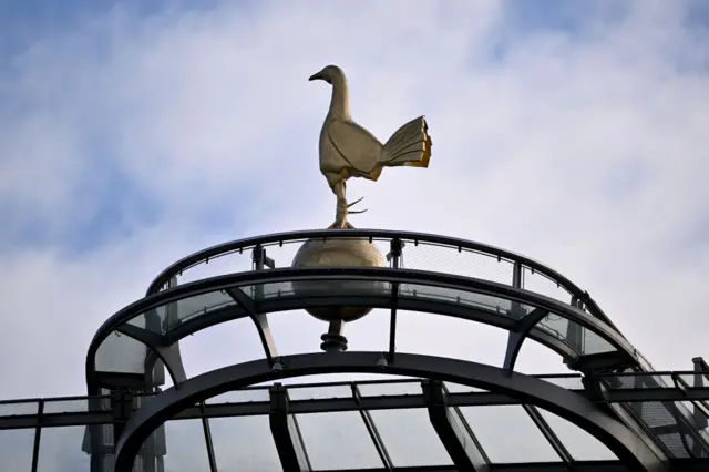 Cockerel statue at the Tottenham Stadium