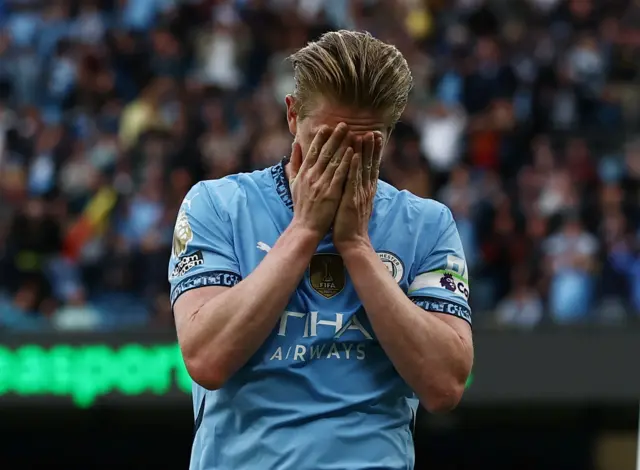 Manchester City's Kevin De Bruyne reacts after missing a chance