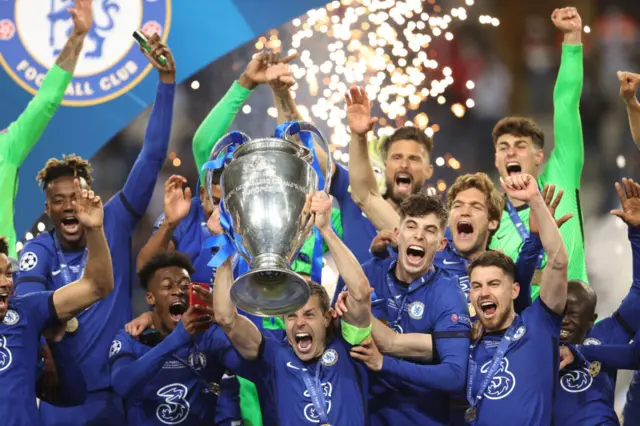 Chelsea lift he Champions League trophy in 2021