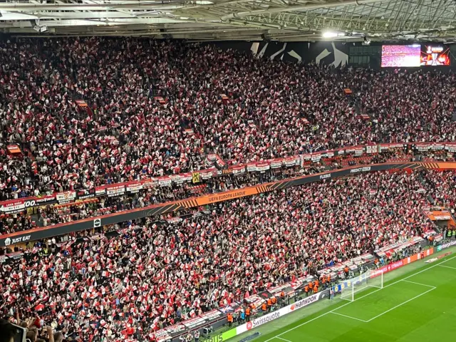 Manchester United fans in Bilbao