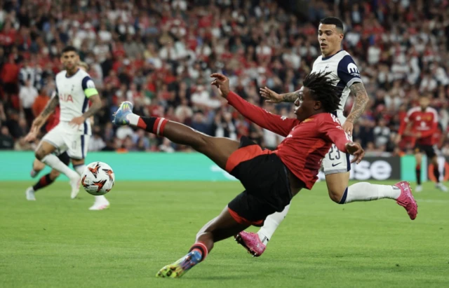 Manchester United's Patrick Dorgu in action