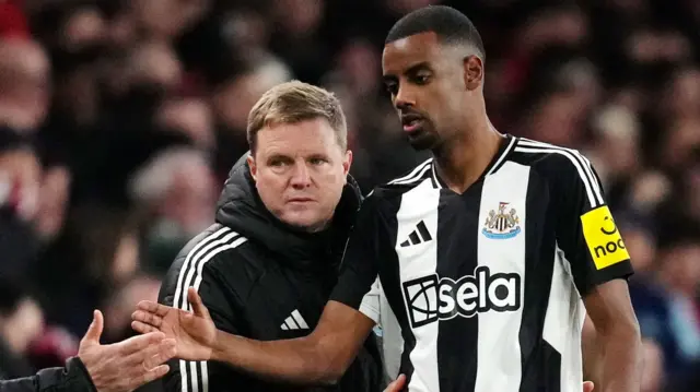 Newcastle manager Eddie Howe with striker Alexander Isak