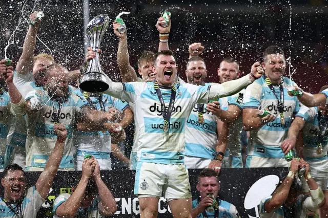 Bath celebrate winning the Challenge Cup