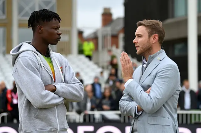 Blessing Muzarabani and Stuart Broad