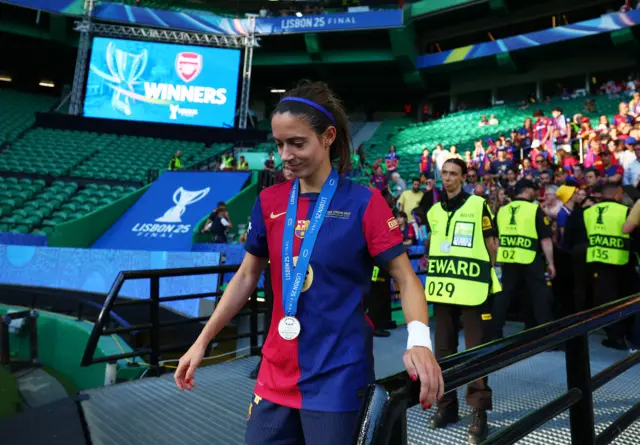 Bonmati walks away from chatting to the fans