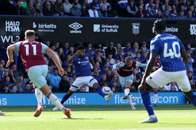 Jarrod Bowen of West Ham United scores his team's second goal