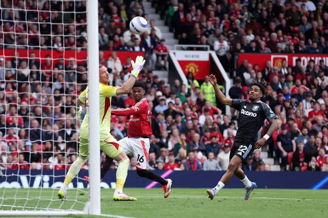 Amad Diallo of Manchester United scores his team's first goal