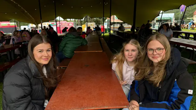 Esyllt, Mari a Lois