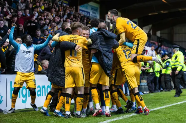 FT: Ross County 2-4 Livingston (agg 3-5)